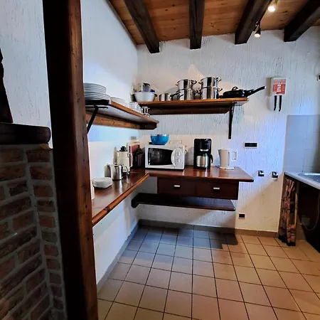 Filly 4a1 - 4 Pers. 別荘 Nadrin